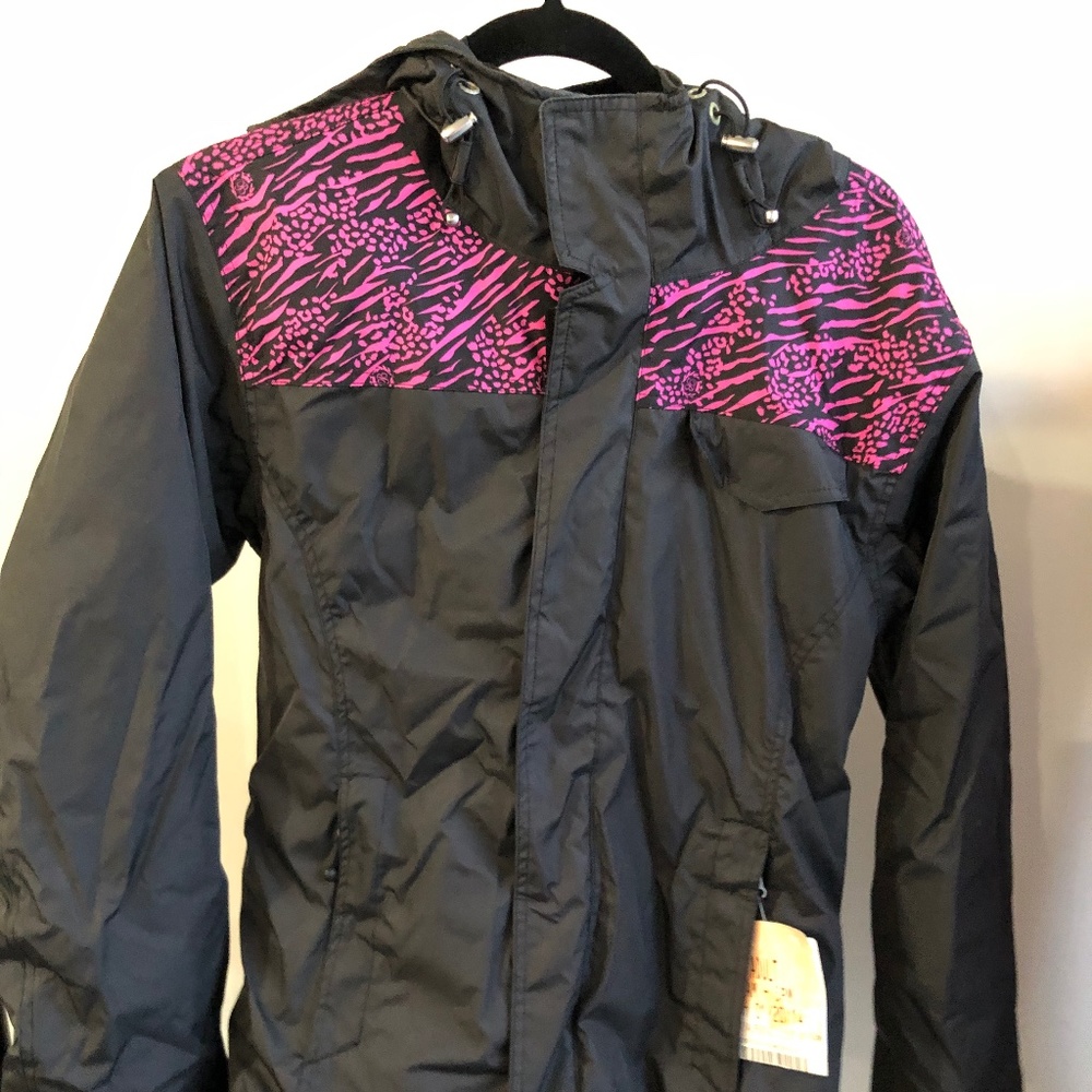 Betty Rides Women's (L) Snowboard Jacket and Pants